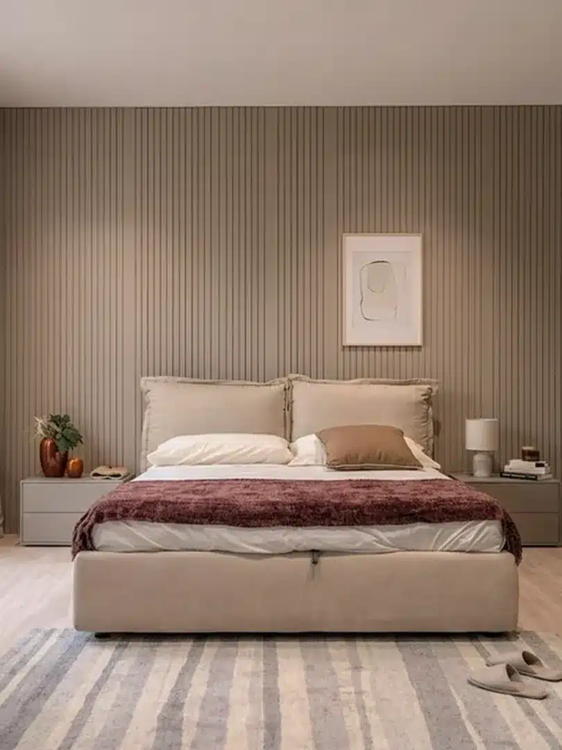 Camera da letto con armadio a tutta parete